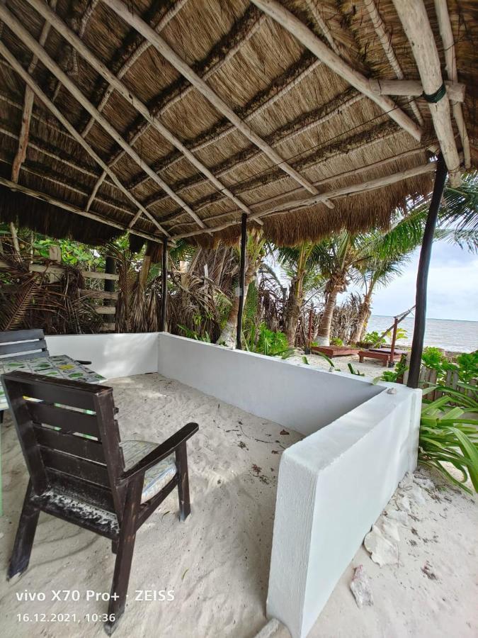 Lunazul Eco-Cabana Frente Al Mar Mahahual Eksteriør billede