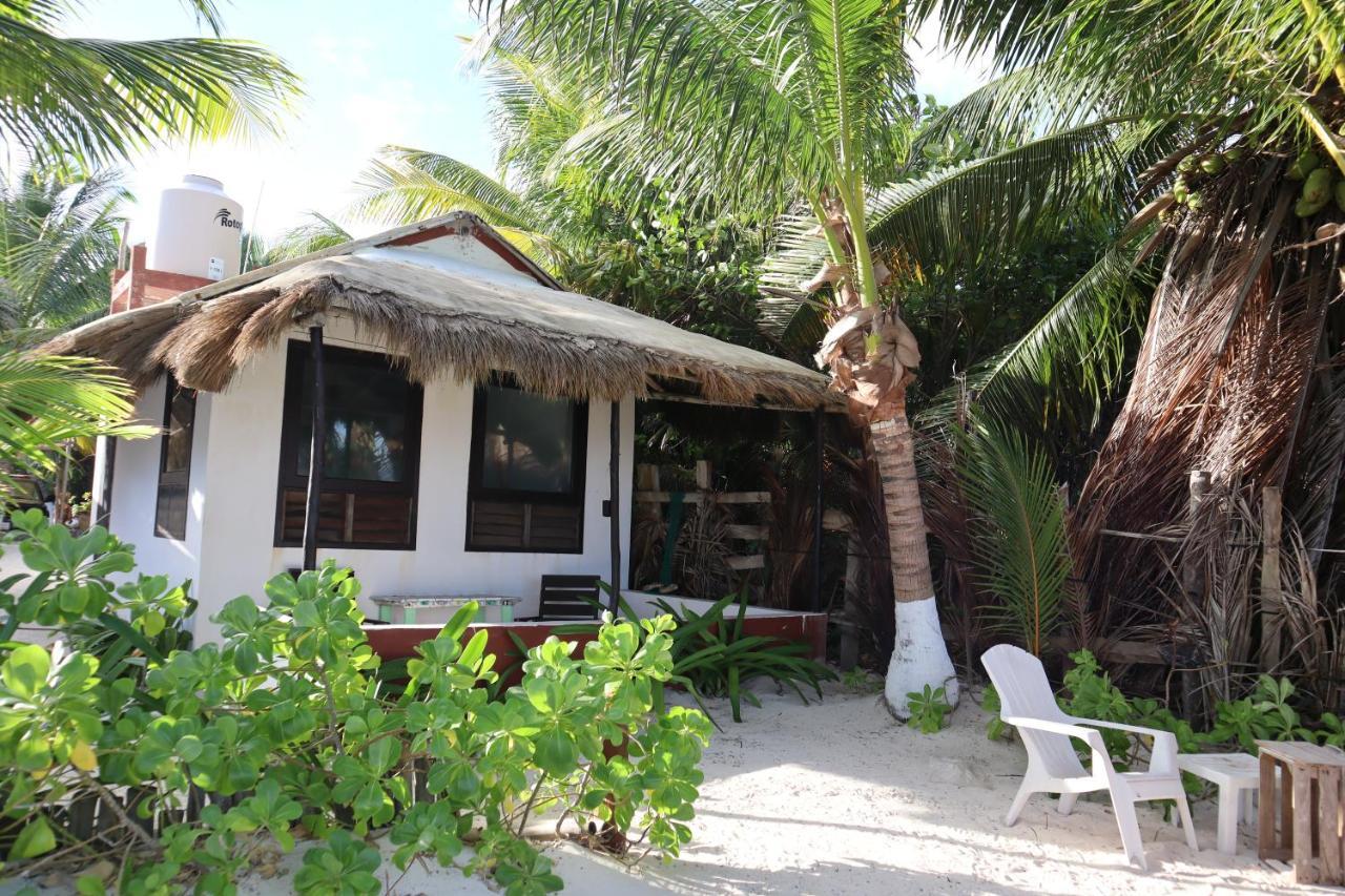 Lunazul Eco-Cabana Frente Al Mar Mahahual Eksteriør billede