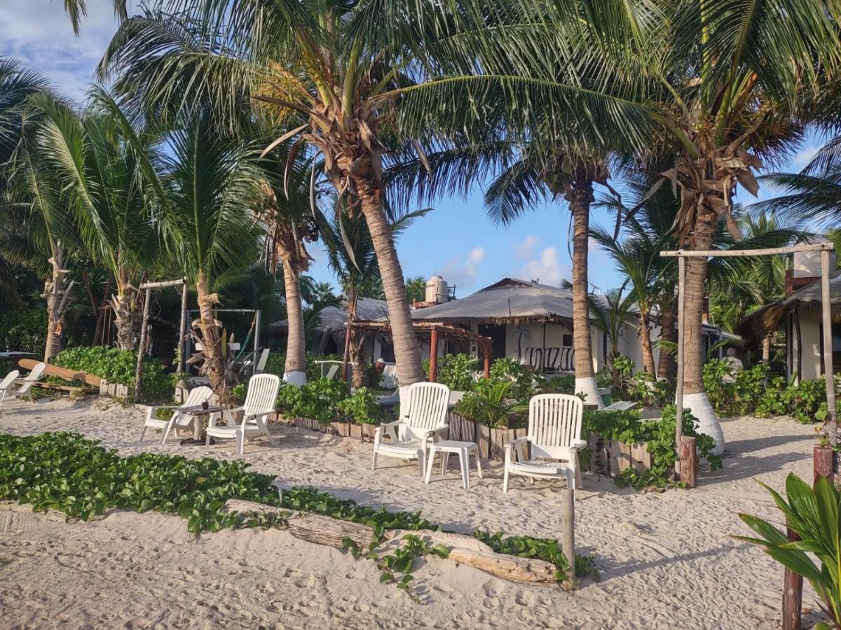 Lunazul Eco-Cabana Frente Al Mar Mahahual Eksteriør billede